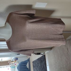 Vintage Tanner light metallic gold fine knit sweater size medium